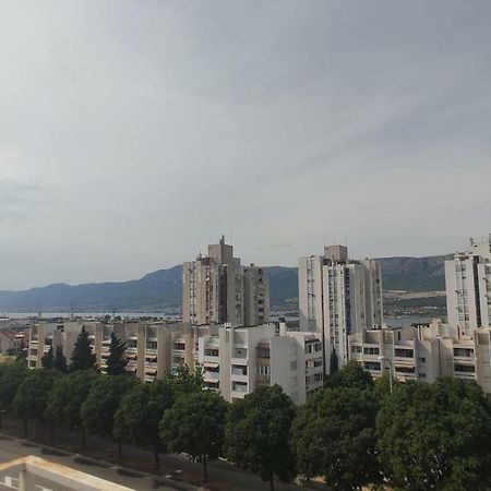Small Northside Apartment سبليت المظهر الخارجي الصورة