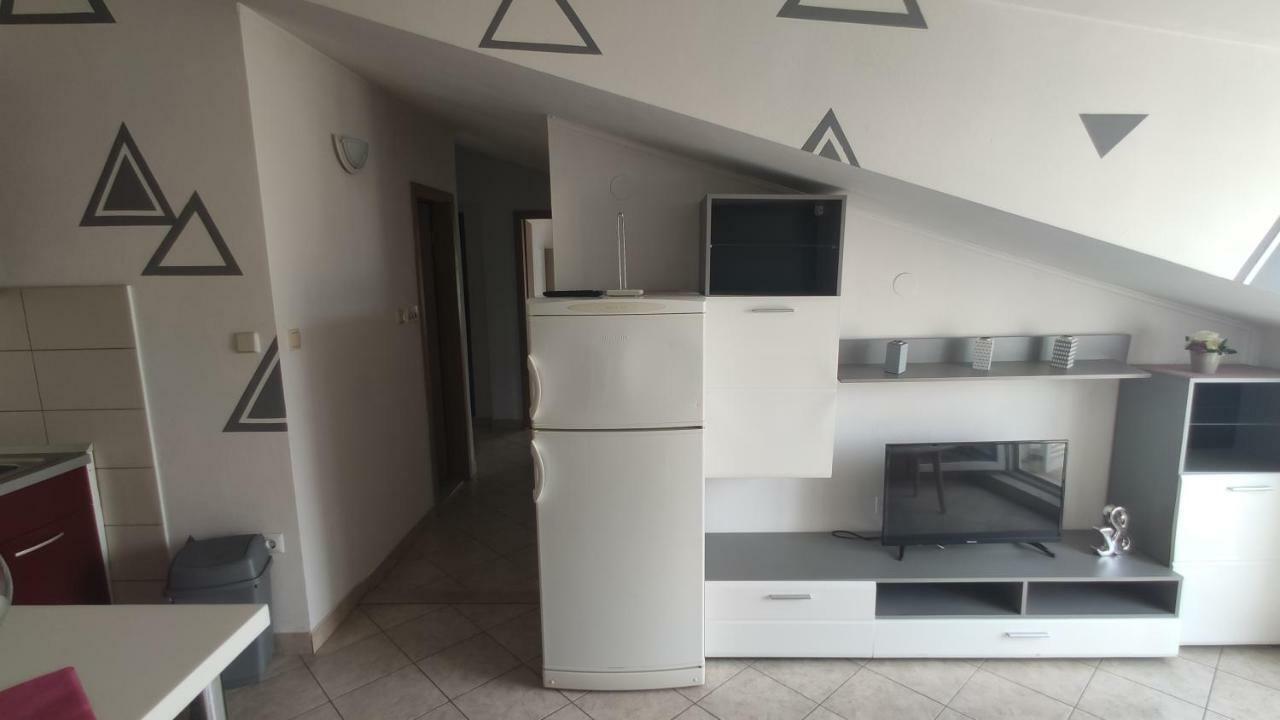 Small Northside Apartment سبليت المظهر الخارجي الصورة